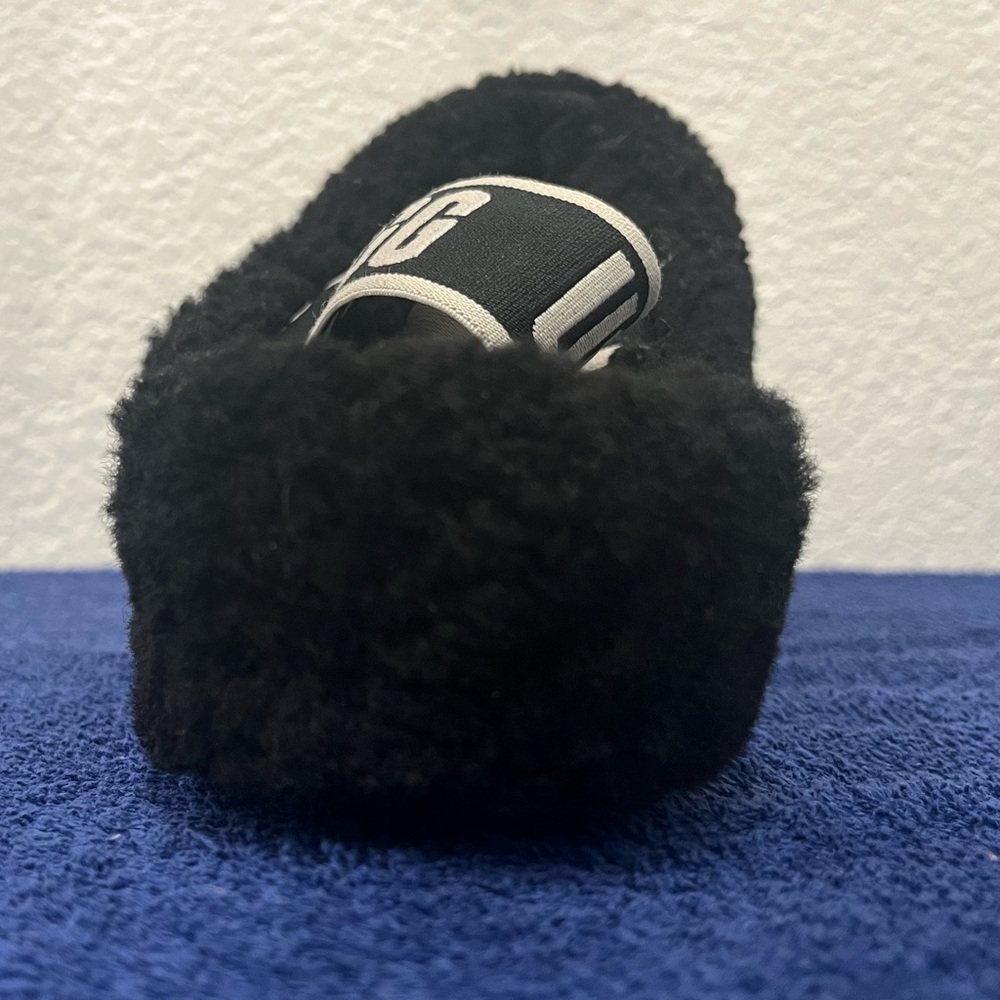 Ugg Cozy Stylish Fluff Yeah Slide Slippers Black Size 2Y - Picture 12 of 16